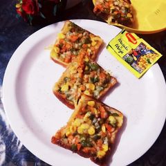 Bread pizza A picture of Bread pizza.