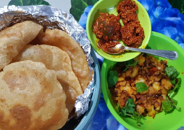 Recipe of Ultimate Poori Aloo Masala