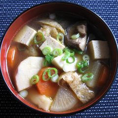 Monk’s Vegan Soup ‘Kenchin-jiru’ A picture of Monk’s Vegan Soup ‘Kenchin-jiru’.