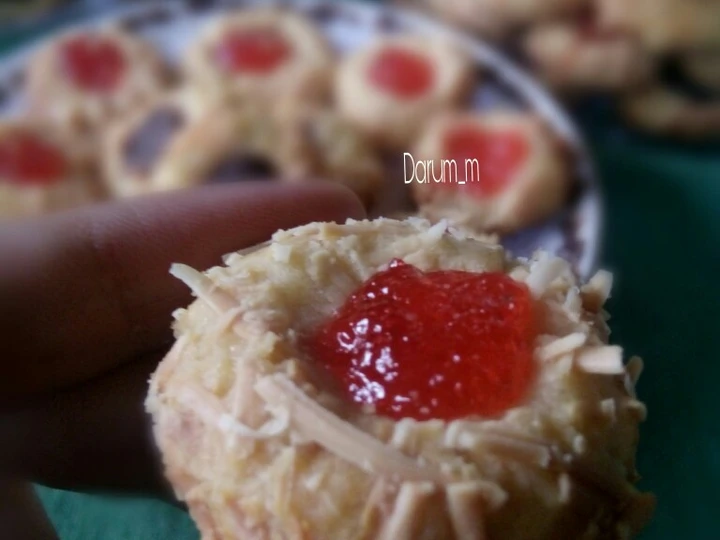 Easy Way Prepare Crunchy Strawberry Cheese Thumbprint Cookies💟 the Delicious Can spoil the tongue