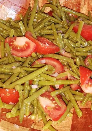 Une photo de Salade d'haricots verts et tomates