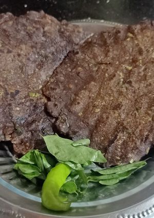 சத்தான கேழ்வரகு அடை (Kelvaragu adai recipe in tamil) செய்முறை முக்கிய புகைப்படம்