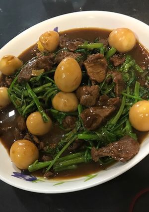 Foto resep Kangkung cah sapi dan telur puyuh