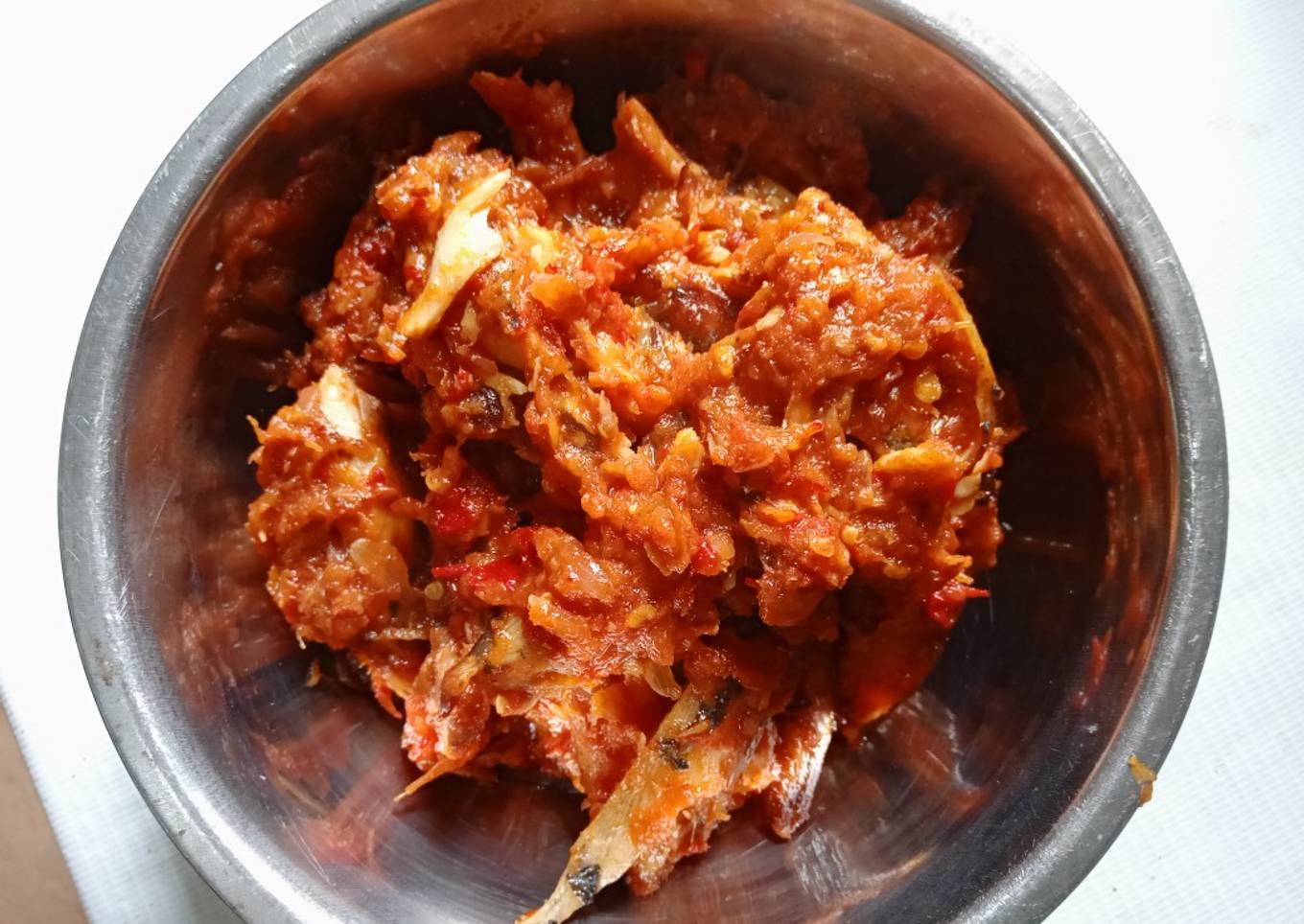 10. Ikan Pindang Sambal Tomat