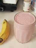 Licuado de banana y fresa