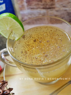 Foto resep Lime Drink with Chia Seeds & Honey (Detox)