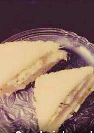 A picture of Kolkata Tea House Egg Sandwich.