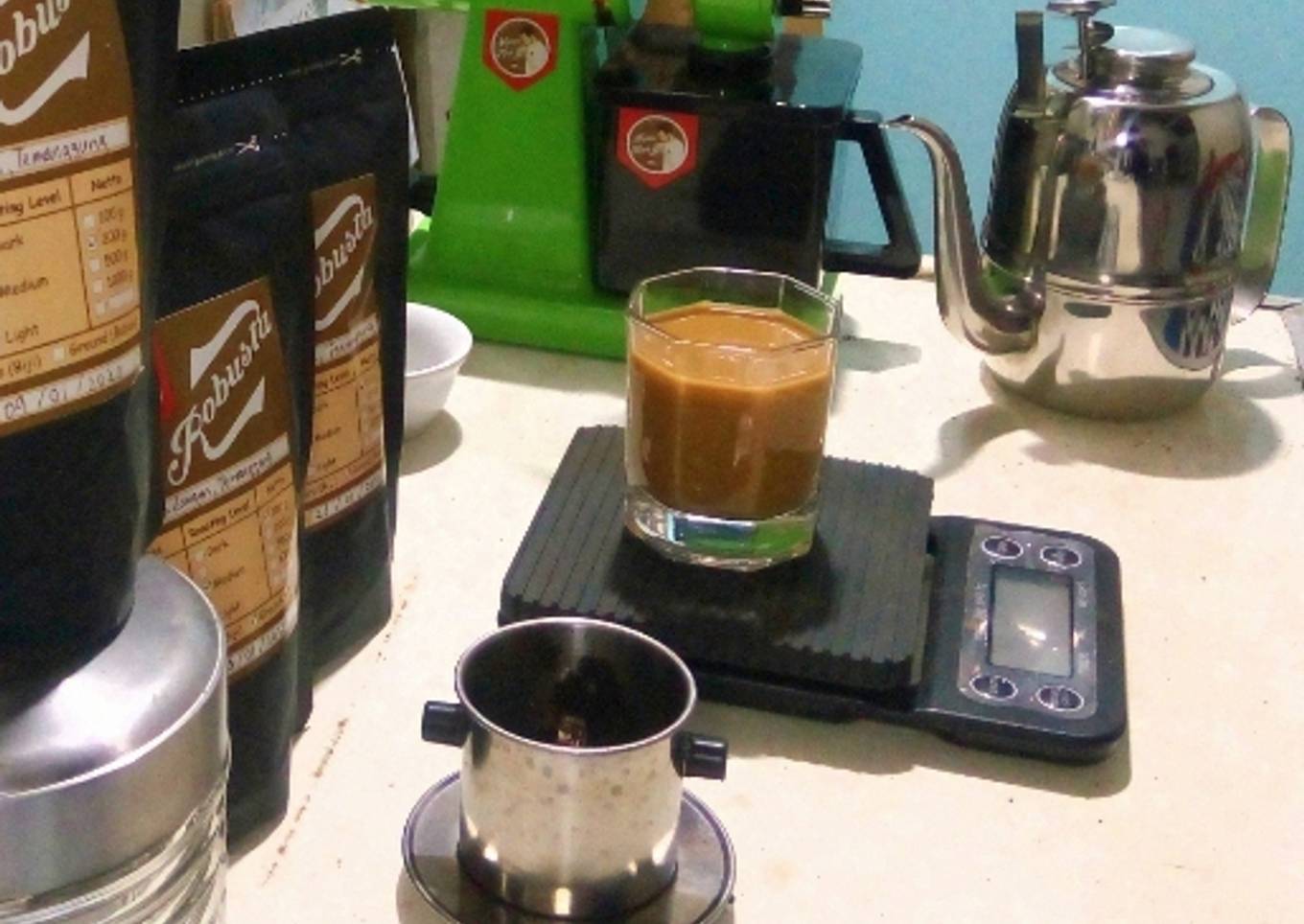 Kopi Vietnam Drip Istimewa ala Cafe