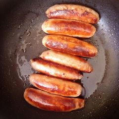 A picture of Pork sausages.