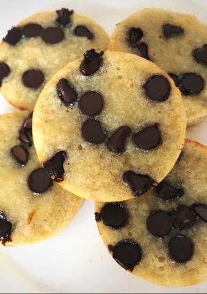 Una foto de Galletas de banana fáciles y ricas con chips de chocolate