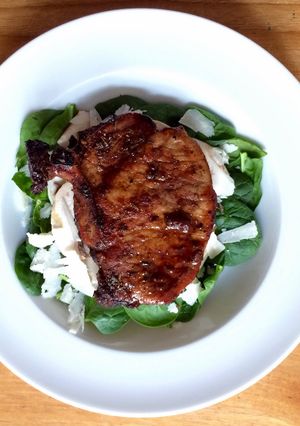 Una foto de Chuletas de cerdo con glaseado agridulce – Receta