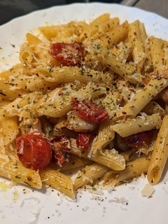 Una foto de Penne gamberetti & aglio