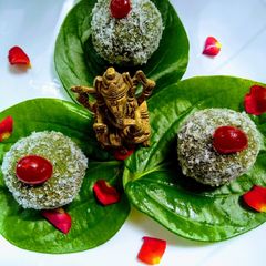 A picture of Paan ladoo.