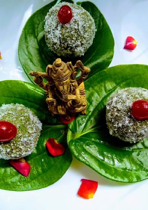 A picture of Paan ladoo.