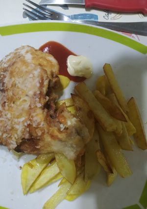 Una foto de Pollo broaster para chuparse los dedos