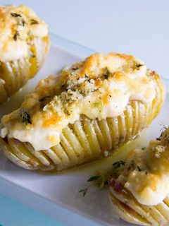 Una foto de Patatas Hasselback al microondas