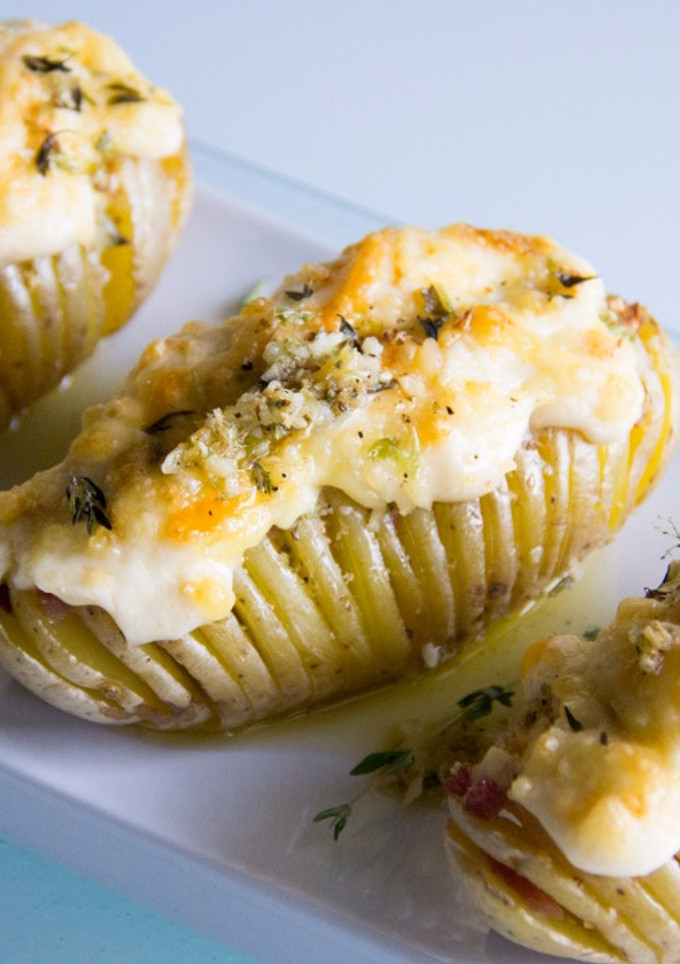 Una foto de Patatas Hasselback al microondas