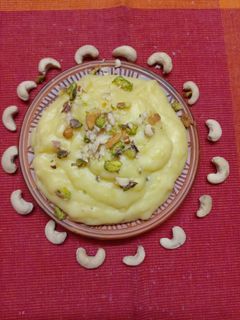 মুগ ডাল হালুয়া (Mug daler halwa recipe in bengali) রেসিপির প্রধান ছবি