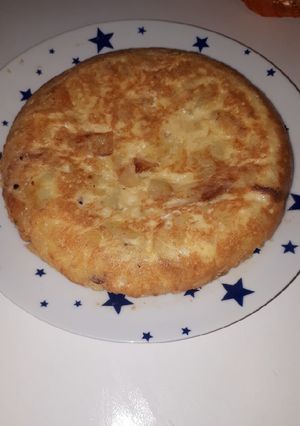 Una foto de Tortilla de patata🥔🥚🧅