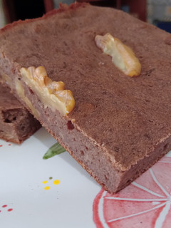 Una foto de Brownie saludable 🍌🍫 sin gluten y lácteos