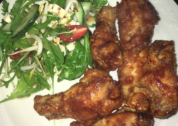 Steps to Make Any-night-of-the-week Spicy chicken wings