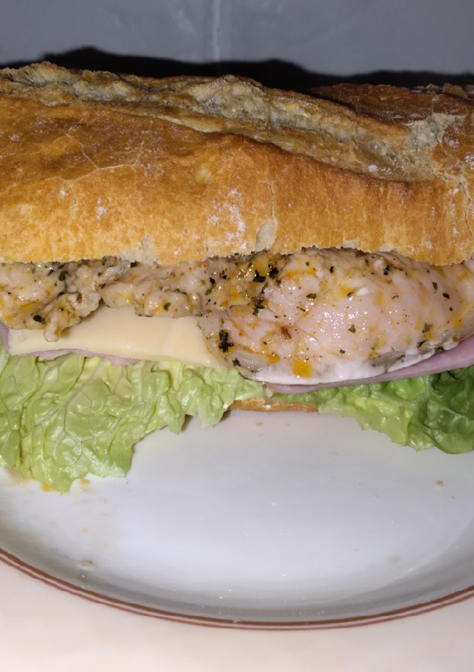 Una foto de Bocadillo de lomo fresco de cerdo