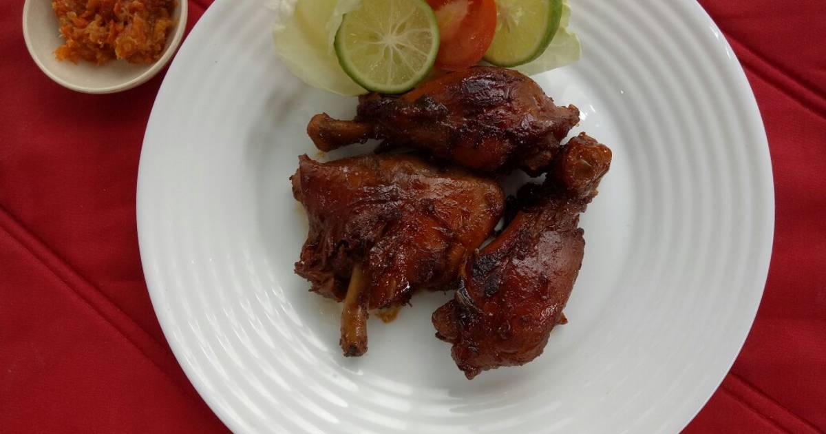 Ayam Bacem Bakar Teflon - Siap dihidangkan dengan sambal ...
