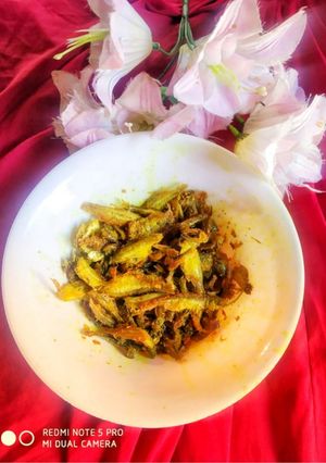 মুচমুচে মৌরলা মাছ ভাজা (Muchmuche Mourala Machh bhaja,Recipe in Bengali) রেসিপির প্রধান ছবি