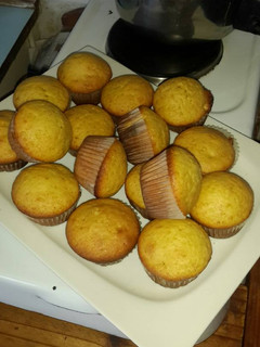 A picture of Queen cakes.