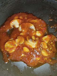 A picture of Red Mushroom Sauce 🍄.