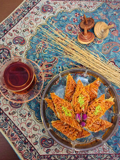 عکسی از دستور شیرینی ملکه بادام