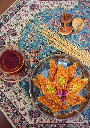 عکسی از دستور شیرینی ملکه بادام