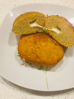Una foto de Falafel rellenos con queso