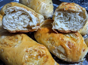 Una foto de PAN🥖Blandito De Cebolla🌰...!
