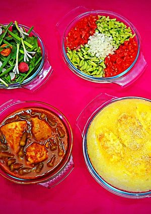 عکسی از دستور خورشت بامیه با مرغ