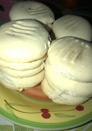 Una foto de Galletitas de maizena y leche condensada 👌