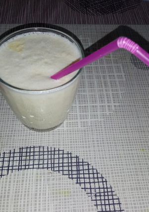 صورة لوصفة عصير التفاح مع الجبن والبسكويت 👍😋