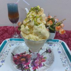 A picture of Muskmelon ice-cream.