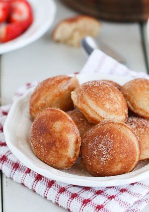 A picture of Vitumbua(Coconut Rice Pancakes).
