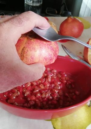 Una foto de Truco de Cocina : Cómo pelar una granada fácil. Truco 1
