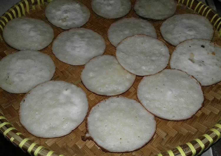 ala menggodok Serabi/Surabi yang enak