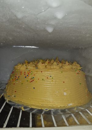 Una foto de Mi primera torta helada merengue lúcuma