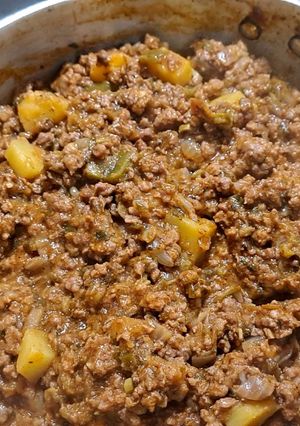 Una foto de Relleno de carne tipo salteño
