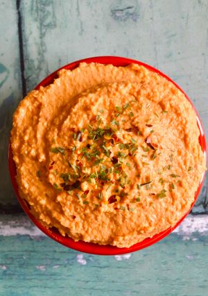 A picture of Roasted Pepper Hummus.