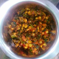 A picture of Pyaz ki patti aur chana dal sabzi (Bengal gram and spring onions dish).