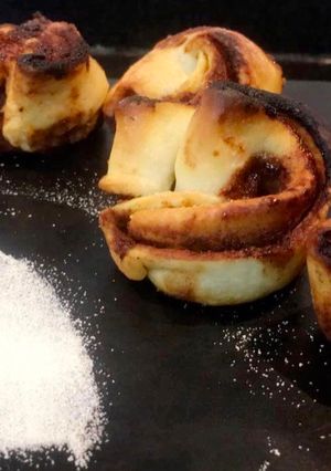 A picture of Cinnamon rolls.