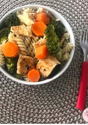 Una foto de Bowl de pasta con verduras