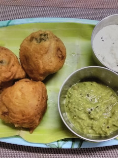 உருளைக்கிழங்கு போண்டா potato bonda recipe in tamil செய்முறை முக்கிய புகைப்படம்
