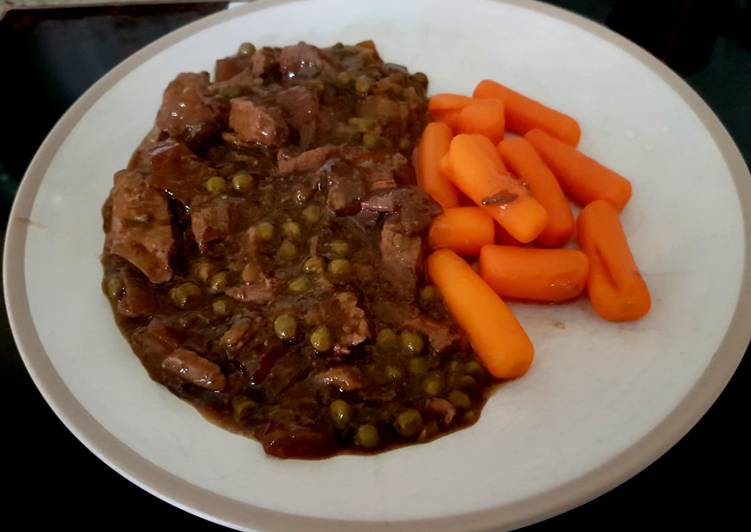 My Peppered Beef & Veg in Gravy with Mashed Potato. π