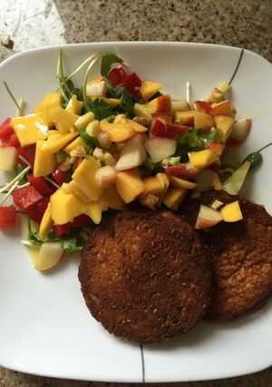 A picture of Jalapeño, mango salad with tofu patties.